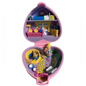 Vintage 1993 Polly Pocket Cozy Kitties Compact + One Cat & Pollyville Figure